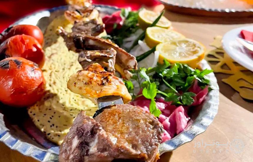 رستوران منوچهری شیراز